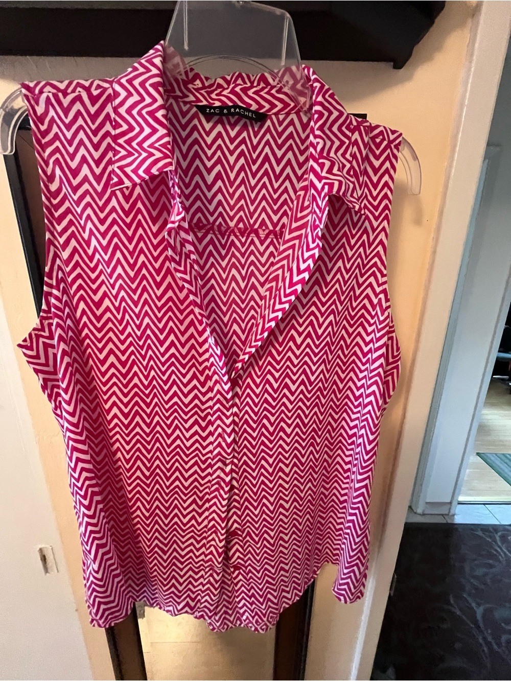 Zac & Rachel Pink Chevron Sleeveless Collared Top